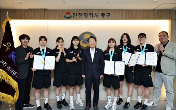 동구 여자태권도 선수단, 협회장기 전국단체대항 대회서 3년 연속 개인전 종합우승