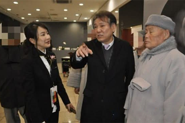 인수 <b>의혹</b>?: <b>통일교</b>, 윤석열... "<b>김건희</b> 특검, 문자내역 입수"