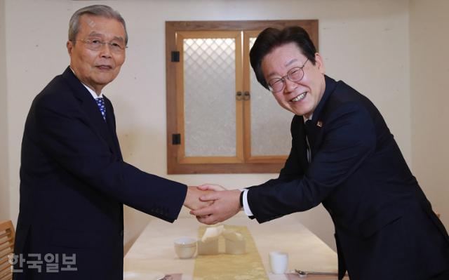 <b>이재명</b> 대통령, <b>김종인</b> 전 국민의힘 비대위원장 미국 특사 내정.... 