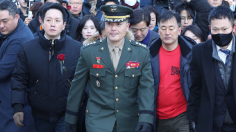 [대반전] 해병특검, <b>박정훈 대령</b> ‘항명죄’ <b>항소</b> 전격 <b>취하</b>!... 