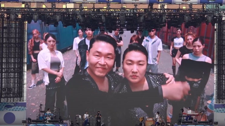 <b>싸이</b> <b>흠뻑쇼</b> <b>이수지</b>와 도플갱어 비하인드 공개 '러브 버그 같다... 