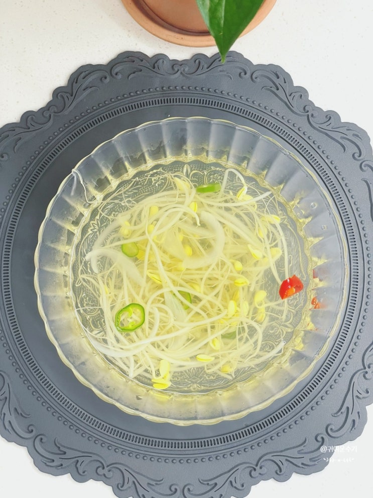  콩나물냉국 레시피 냉콩나물국 끓이는법 초간단 코인육수 시원한콩나물국 만드는법