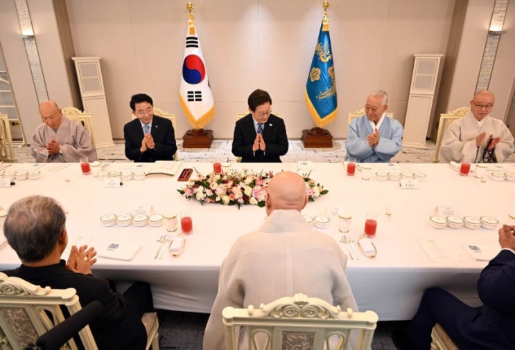 <b>이재명 대통령</b>, 7대 종교지도자 초청 오찬 <b>간담회</b> … “갈등... 