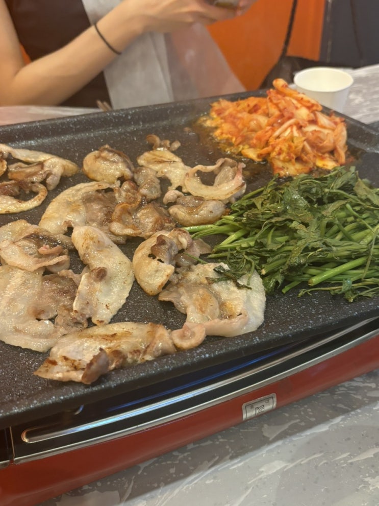  문정동 고기집 미나리 냉삼, 뽈항정살 맛집 회식장소 추천