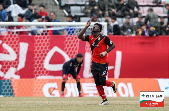 말컹, 7년 만의 K<b>리그</b> 복귀 임박… 울산 현대가 선택한... 