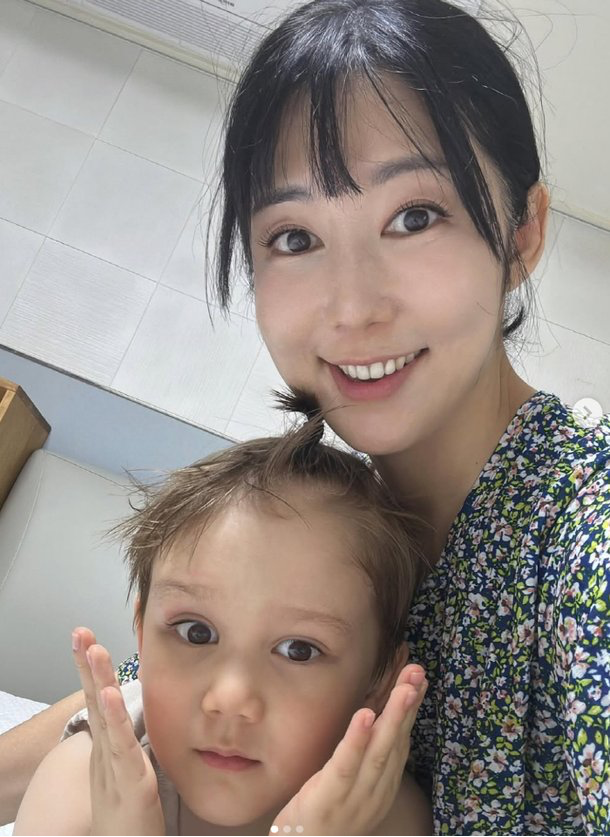 비혼모 <b>사유리</b>, <b>아들 젠 퇴학</b> 고백…"놀이학교서 잘렸다"