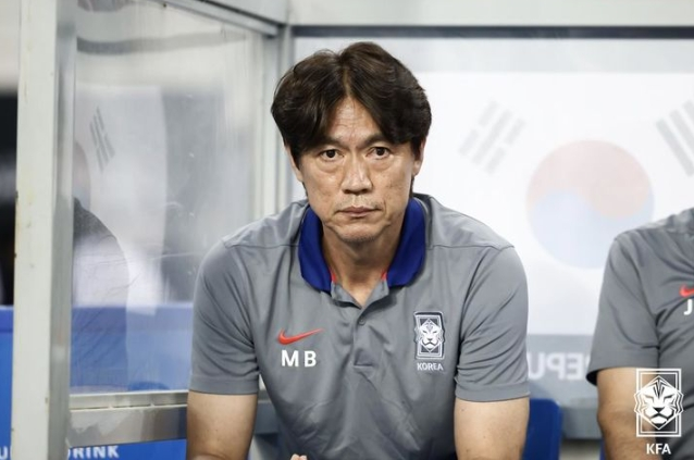  홍명보 감독 스리백 실험, 홍콩전 신예 7명 실험으로 2026 북중미 월드컵 대비