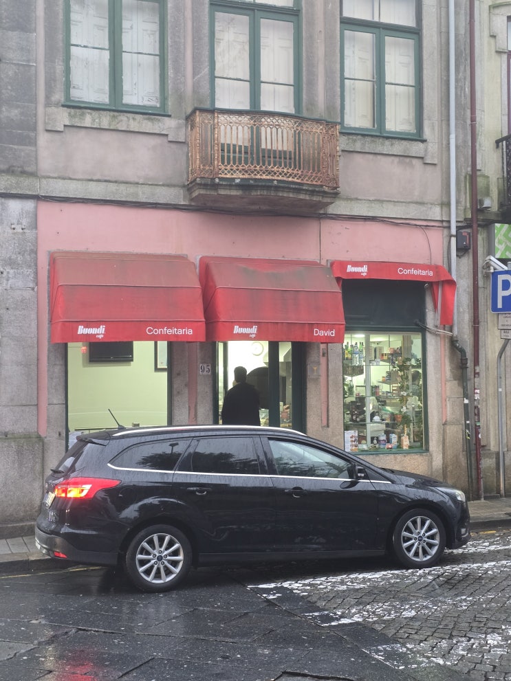  포르투 로컬 카페 추천 카페 다비드(Café David) 에그타르트와 커피