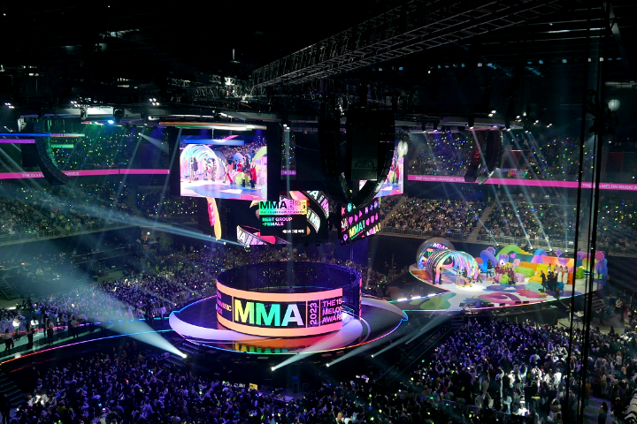  하이브 방시혁, 금융감독원 조사 진행 후 관련 입장 발표 / MMA(멜론뮤직어워드), 2025년에는 고척에서 개최 / 리센느, 초동 8만장 달성 - 전작보다 2배 성장