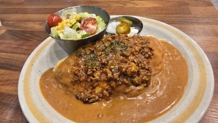 오므라이스로 간단한 점심 .. 문정동 테라타워 맛집