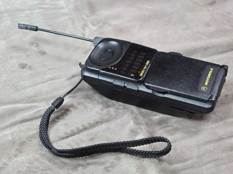 모토로라 MicroTAC 5000-내 인생 첫 휴대폰! 90년대 벽돌폰의 추억 | 중년 감성과 추억 | 허당 잡맨....