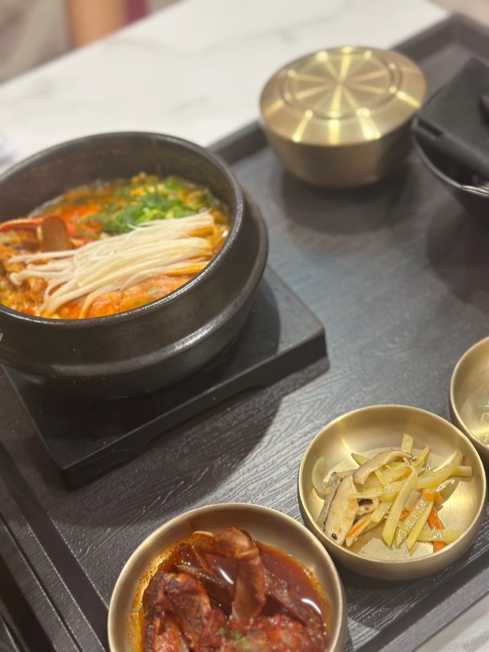 담다 이태원 몬드리안호텔점 사진 4