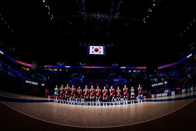 ‘강등 위기’ 한국 <b>여자배구</b>, 일본에 0-3 <b>완패</b>…이제... 