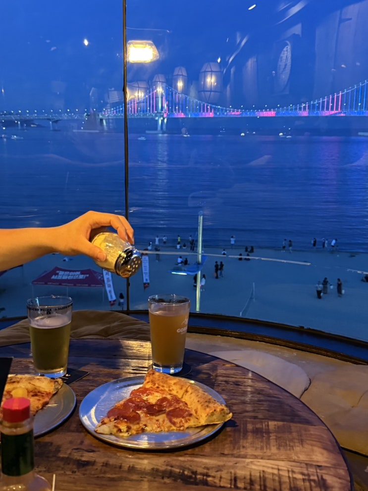  부산 광안리 광안대교뷰가 보이는 분위기 너무 좋은 수제맥주&피자집 “솔탭하우스”
