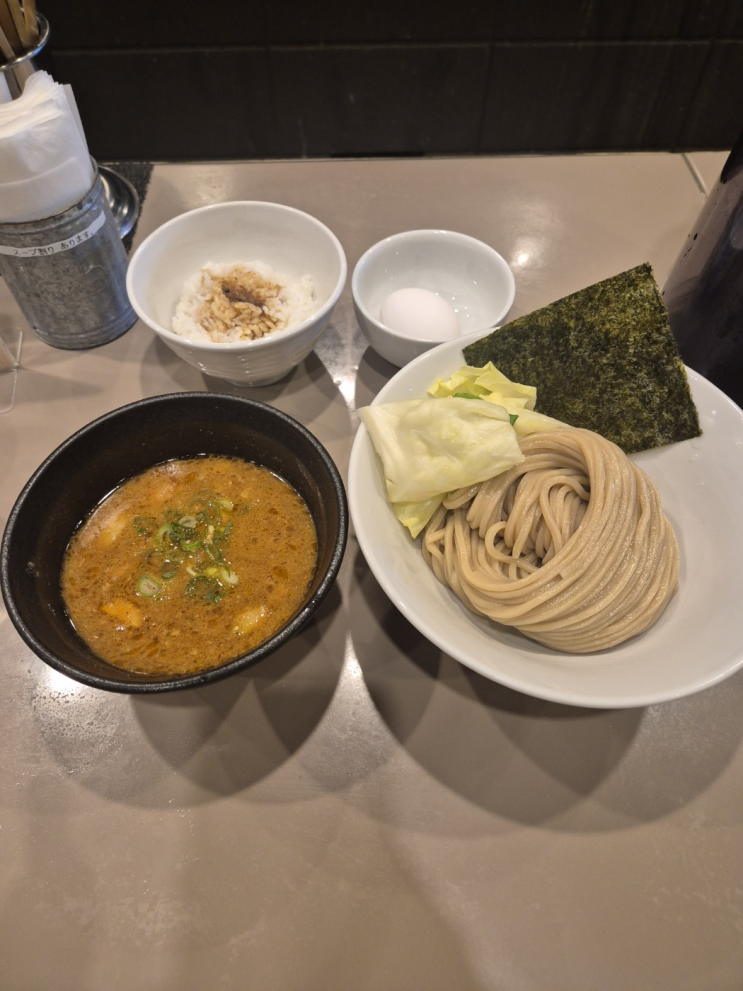  [도쿄 신주쿠] 츠케멘 고노카미제작소 (멘타미말고 본토에서 맛본 농후 새우츠케멘)