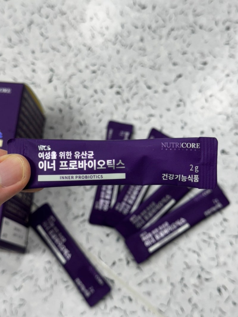 변비 탈출? 질염 완화? PMS?뉴트리코어 유산균 한 상자 후기