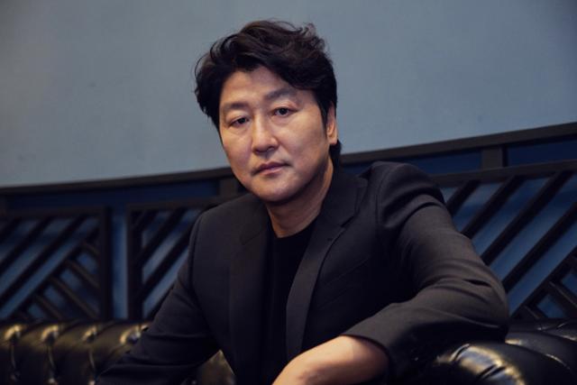 송강호, 드라마 ‘<b>내부자들</b>’ 하차… 제작 일정 변경에 따라... 