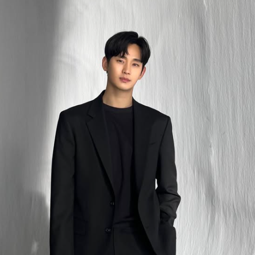 김수현 줄줄이 제기된 위약금 소송 이미지 타격 속 법적 대응 시작