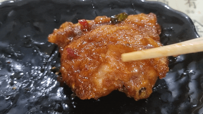  쌍촌동 치킨맛집 매콤한치킨이 땡길때 88켄터키 매콤간장치킨과 양배추샐러드