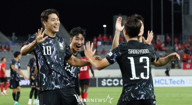 홍콩에 2-0<b>승리</b> | 경기요약 하이라이트영상 <b>한일전</b> 언제