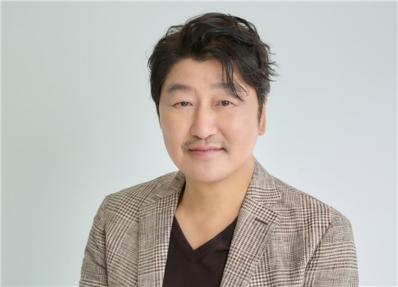 <b>드라마</b> <b>내부자들</b> <b>제작 연기</b>..."주연 송강호 <b>제작 연기</b>로 하차"