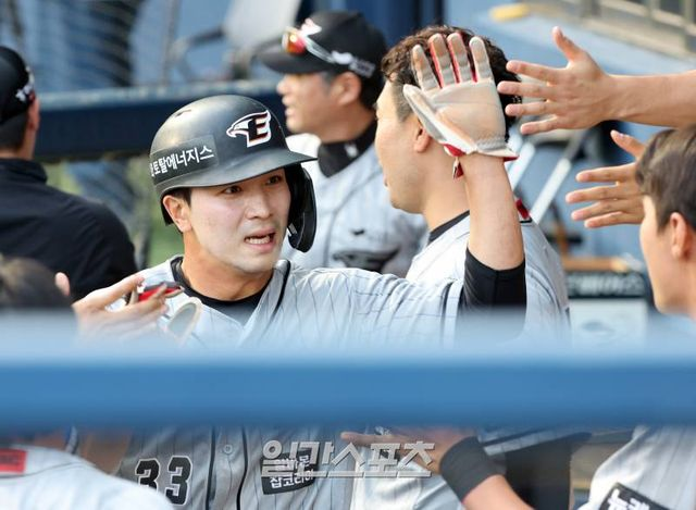  '2사 만루서 황당 견제사' 한화 유로결, 올스타 브레이크 첫날 1군 말소