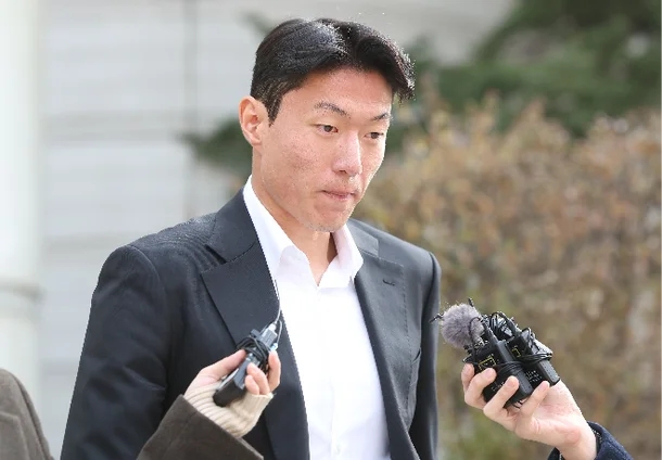 유죄' <b>황의조</b>, 튀르키예 <b>알란야스포르</b>와 2년 <b>재계약</b> 확정... 