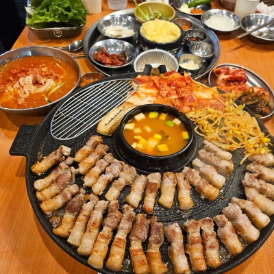 광산구 신창동고기집 효자동 솥뚜껑에 다녀왔어요