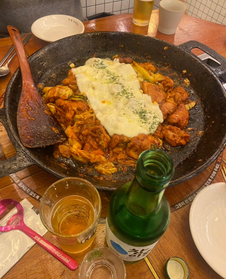   서울 구로디지털단지에 이런 닭갈비가? 인생 닭갈비 맛집 추천! 