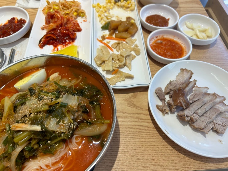  [안암역] 한번 방문하면 무조건 단골 되는 고려대학교 백반 맛집 <오성식당>(비빔국수, 열무물국수)
