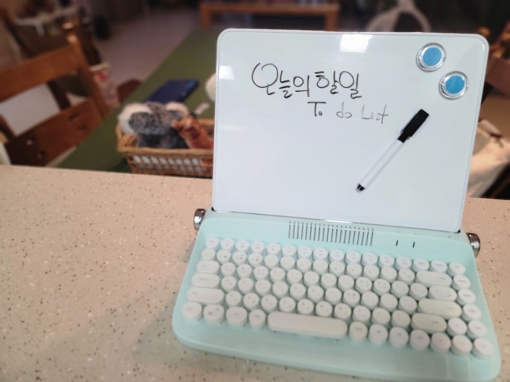  양면 화이트 메모보드, 마카펜 자석이라 좋음(feat.오래쓰는 사무기기 카피어랜드)
