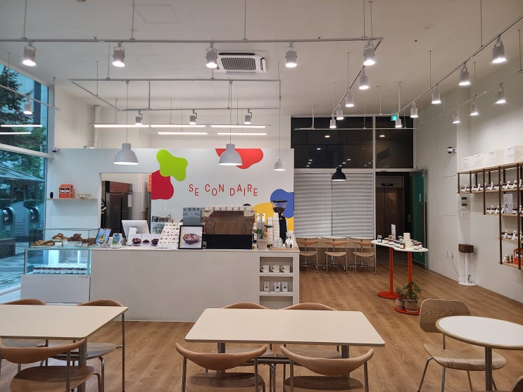  감성 가득한 잼뷔페 카페, 쎄콩데라이브 송도에서 여유를!