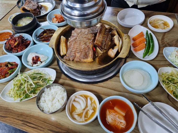  인천 노포 흥수갈비 밑반찬 끝내주는 돼지갈비 현지인맛집