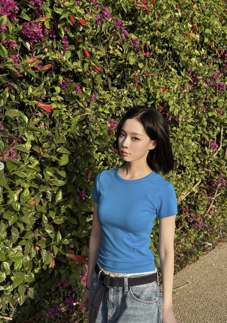  [셀럽 패션] 에스파 윈터(김민정)의 해외 사복 패션! 이 조합 실화?