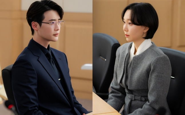[속보] 이종석, 전 여친 <b>이유영과 법정</b>서 '악연' <b>재회</b>?! 서초동... 