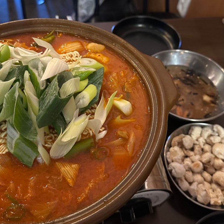  청주 성안길 2차 술집추천 늦게까지 영업하는 또만나 실내포차