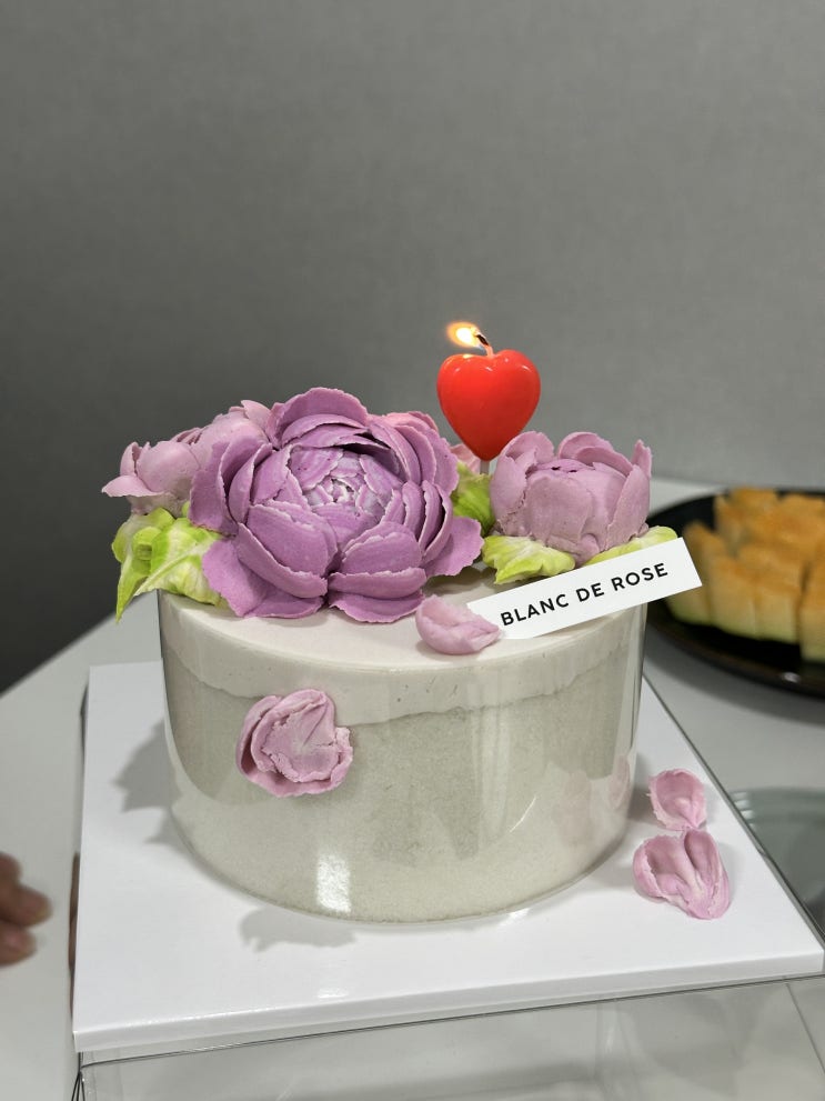  엄마 생신 케이크로 딱! 교대역떡케이크 맛집 블랑드로즈 케이크 후기