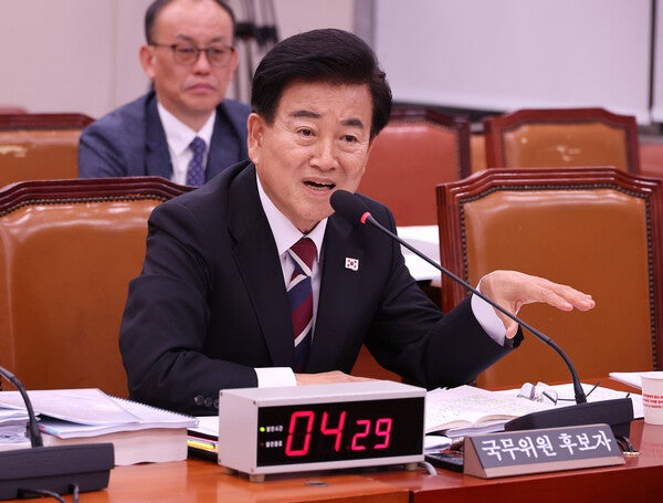 <b>정동영</b> "<b>북한</b>은 우리의 '<b>주적</b>' 아냐...전작권 환수해야"