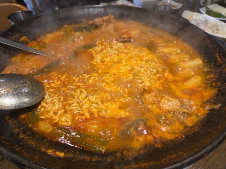  계산동맛집 얼큰한 물닭갈비 라면 볶음밥은 필수 성원닭갈비 계산점