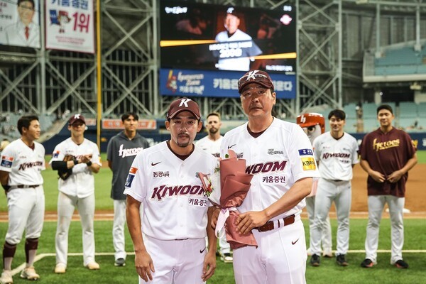 홍원기 감독·고형욱 단장 동반 경질... <b>설종진 감독 대행</b> 체제... 
