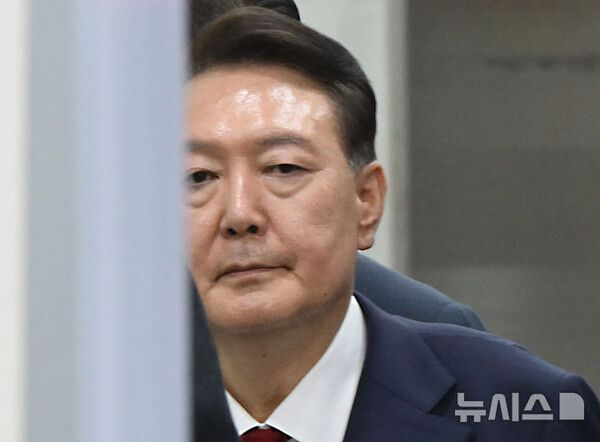  내란특검, 오늘 윤석열 소환조사…윤, 불응시 '강제구인'