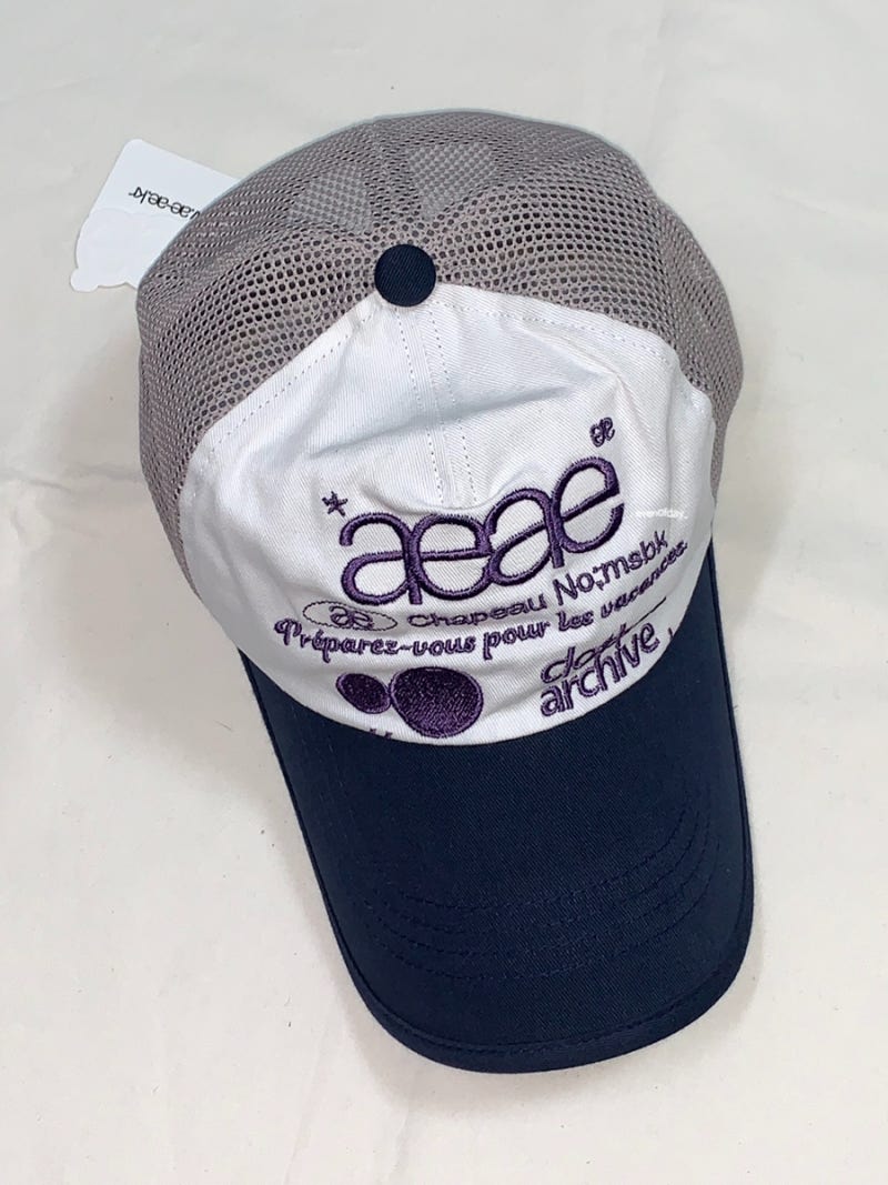 원필 모자 손민수 무신사 모자 추천 - aeae 볼캡 웹 로고 메쉬 캡 그레이/블루 (WEB LOGO MESH CAP GRE....