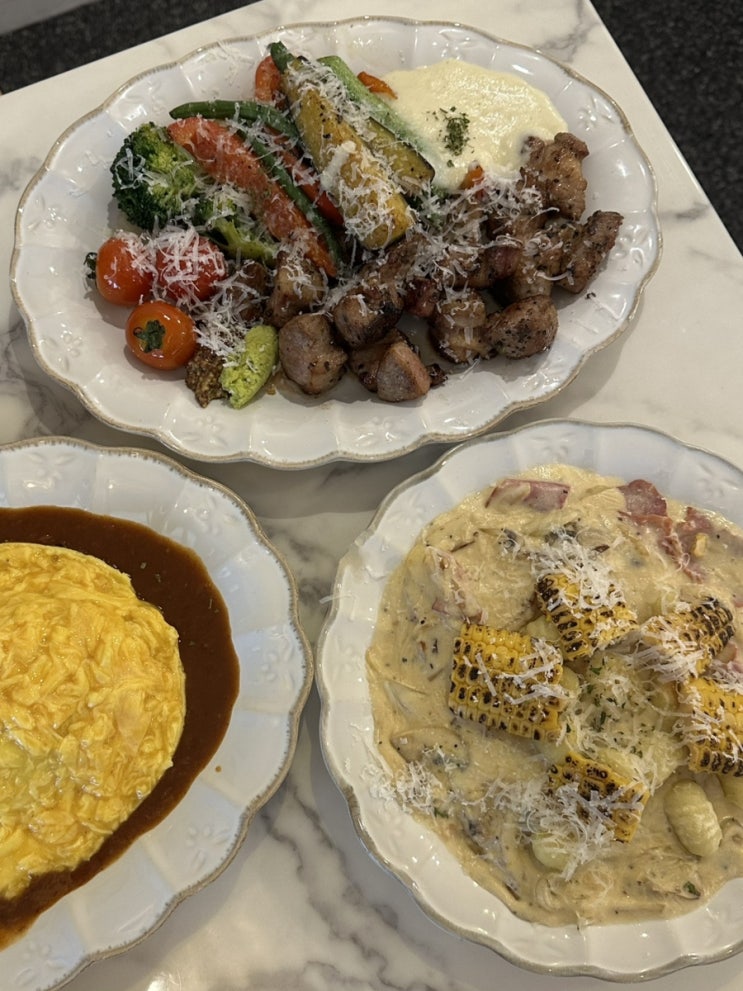  [압구정로데오] 오므라이스와 파스타가 맛있는 압구정로데오 맛집 을지다락 후기