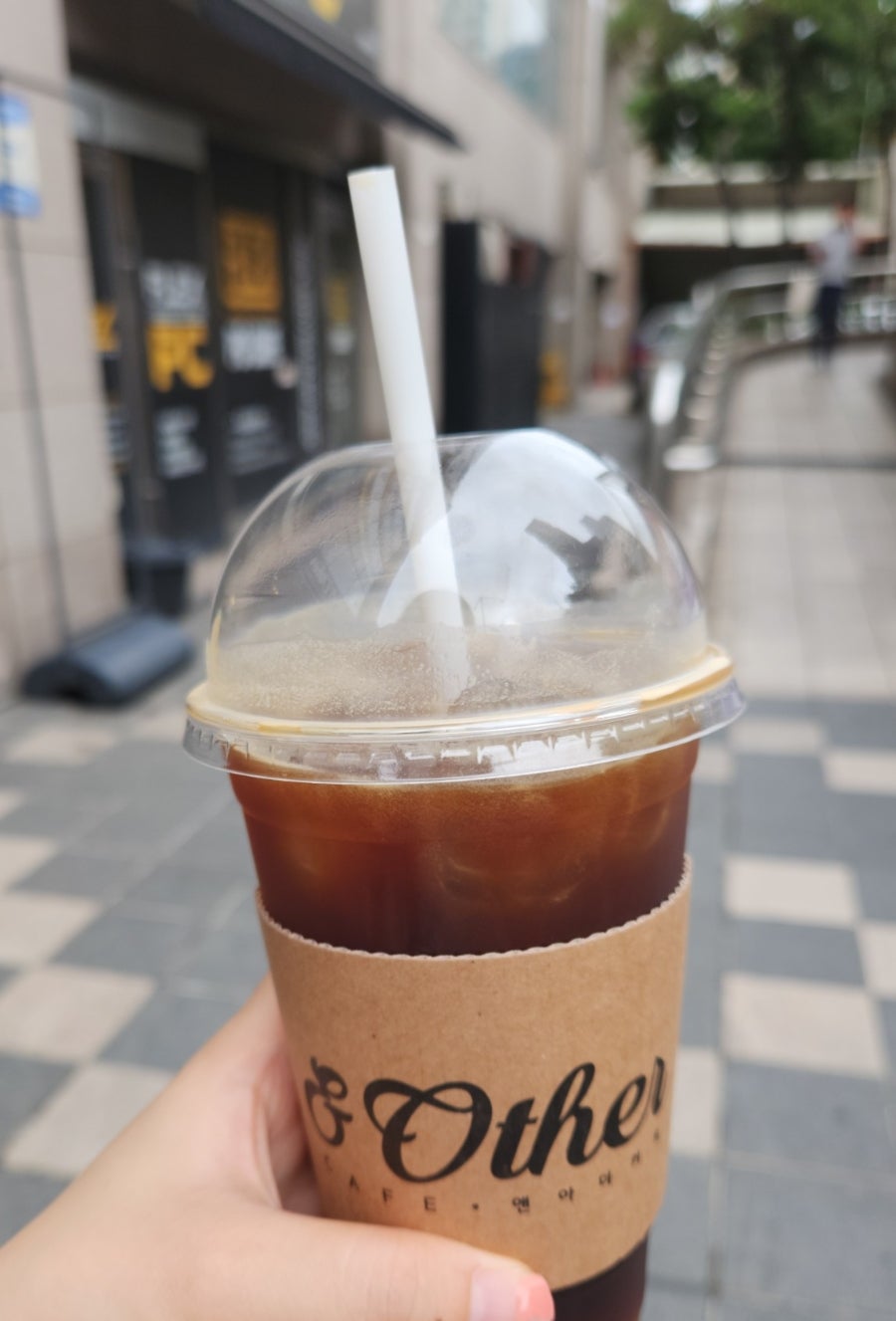앤아더 사진 6