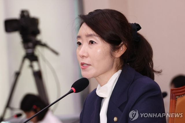  '거짓해명' 공방에 자정 넘긴 姜 청문회…"위증죄"·"인신공격"(종합3보)