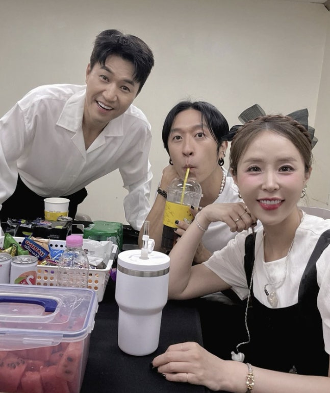 <b>신지</b> 문원 결혼 앞두고 <b>상속 논란</b> 정면 대응 “문원 딸에게... 