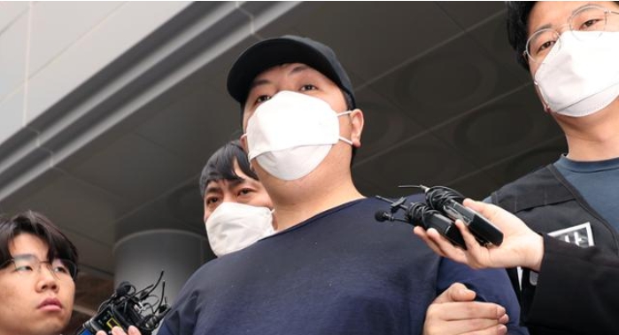  '미아역 살인' 김성진, 검찰 사형 구형…CCTV 속 오케이 포즈, 일베 사인?