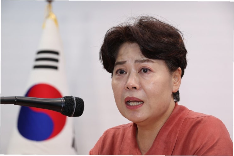 <b>윤희숙</b> 혁신위, 국민의힘 <b>인적쇄신</b> '칼날'…과거와의 단절 촉구