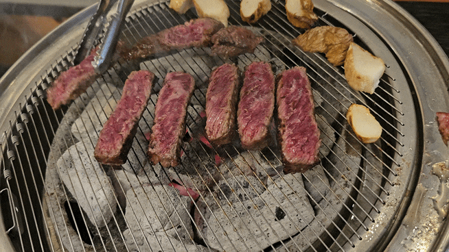  영통 맛집 / 한우시키면 회가 공짜!! 고기맛집 영포화로 영통점