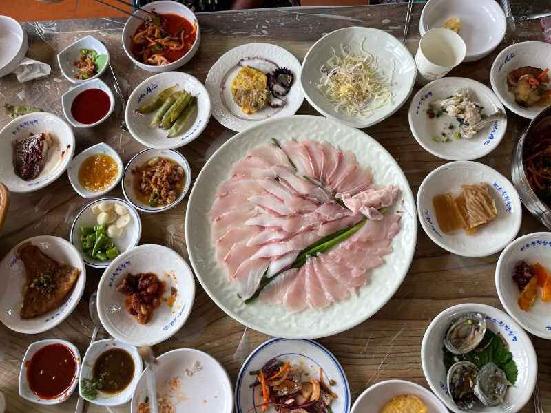 신안횟집 스끼다시가 어마어마한 섬마을 횟집